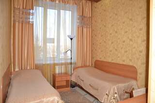 Гостиница Профсоюзная Нижний Новгород Стандартный двухместный номер с 2 отдельными кроватями-5